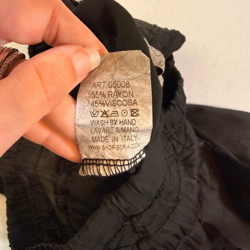 Sofia Italy Shorts Women M Black Pull On Silky Quiet Luxury Minimalist Old Money